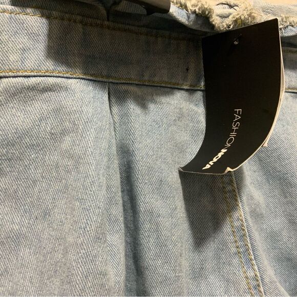 Fashion Nova button fly distressed Jean shorts Can’t cuff me denim shorts 7 - Picture 7 of 10